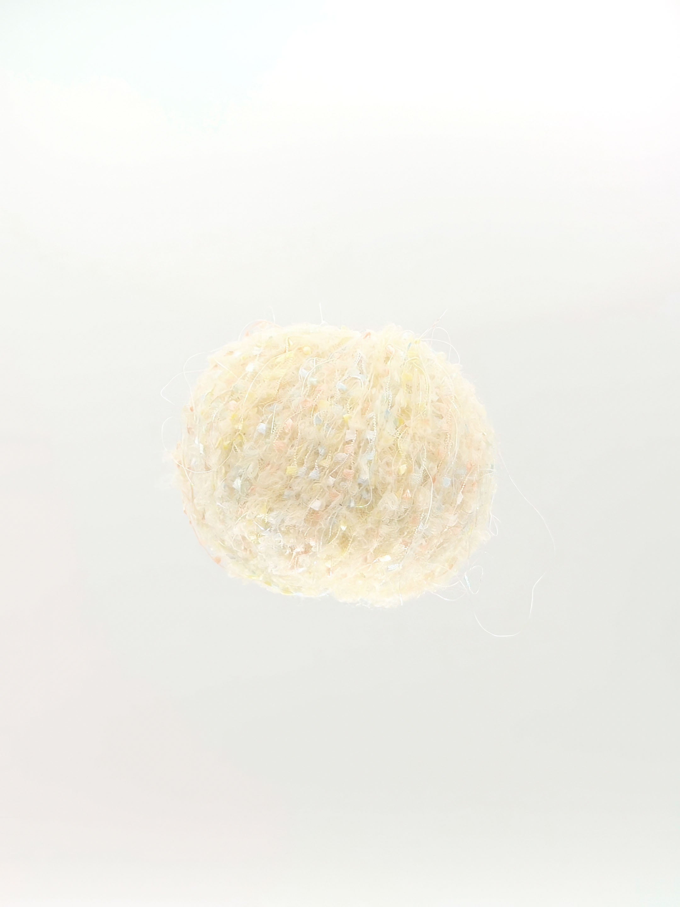 Mignon Korean crochet yarn from tteullan in Milk Powder